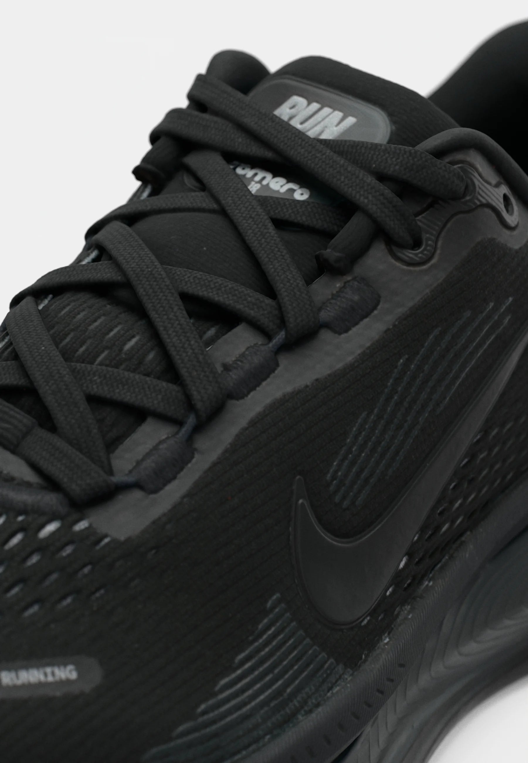 Nike Vomero 18 – Confort Ultime pour le Running