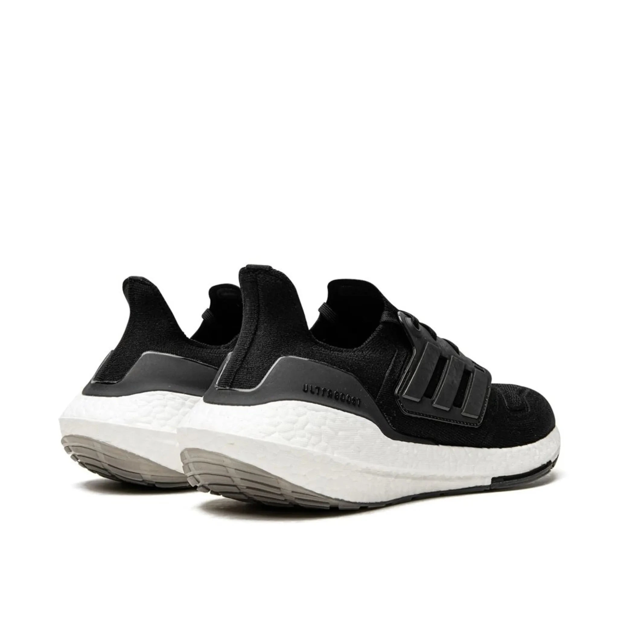 Adidas Ultra Boost 21 – Retour d’Énergie Exceptionnel et Confort Sans Limite