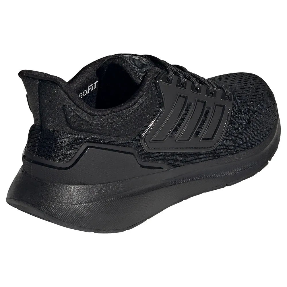 Adidas EQ21 Run – Confort, Légèreté et Style pour Tous Vos Déplacements